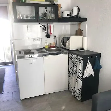 Modernisiertes Gaestezimmer Im Ortskern Апартаменты