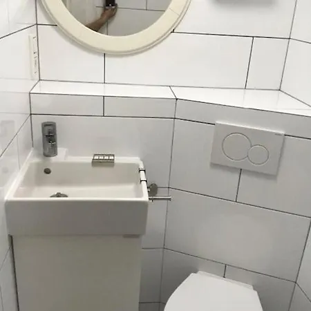 Modernisiertes Gaestezimmer Im Ortskern *