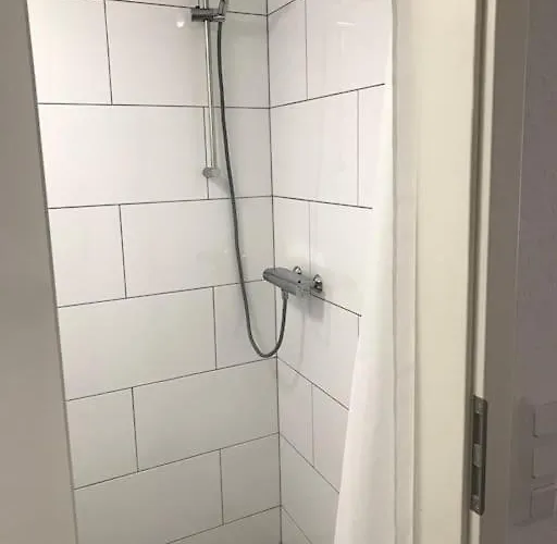 Modernisiertes Gaestezimmer Im Ortskern Apartman Wehrheim